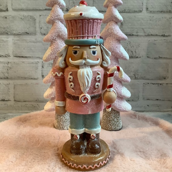 CUPCAKES & CASHMERE 11in Cupcake Nutcracker Only - Picture 3 of 8